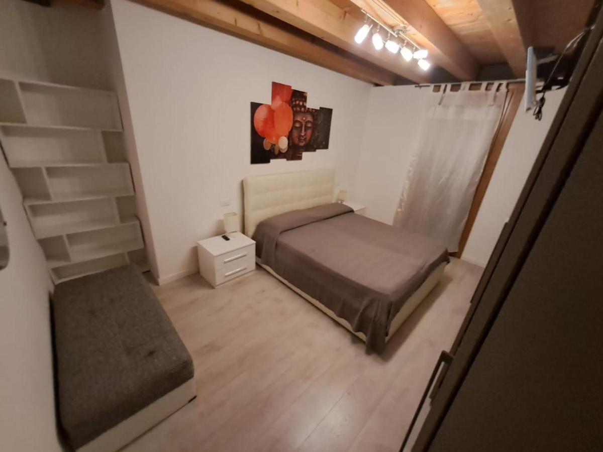 Central Luxury Garden Guest House Mestre Exteriör bild